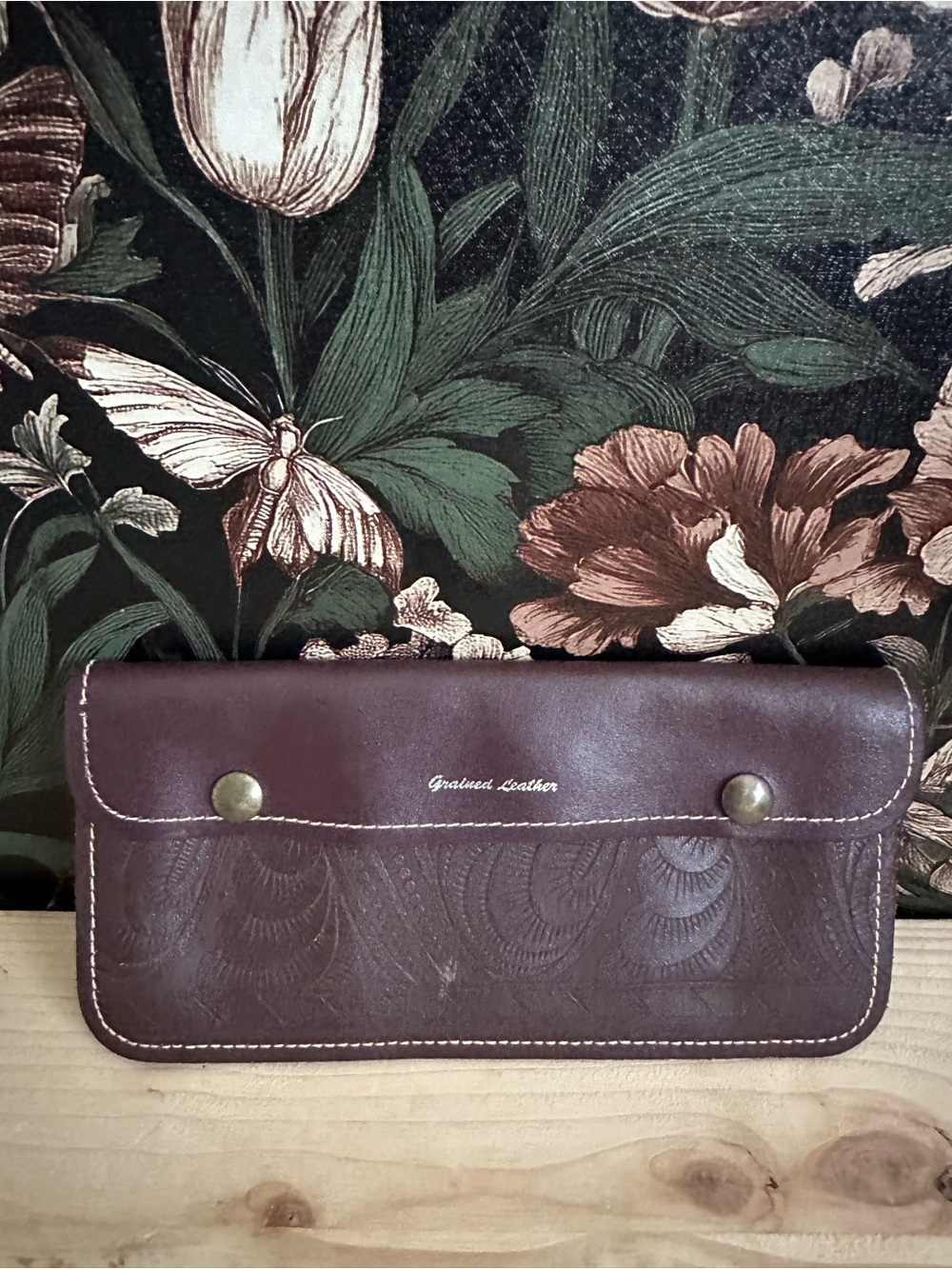 Vintage Grained embossed leather Wallet